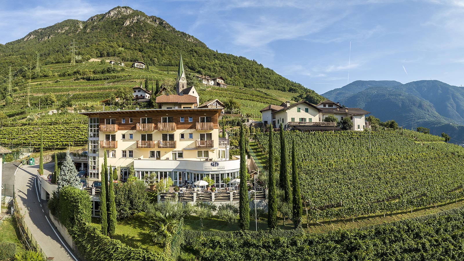 Ansicht von oben des Hotels Hanny in Bozen